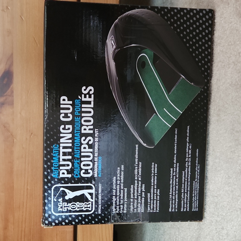 PGA Tour Automatic Release Putting Cup [Unopened]
